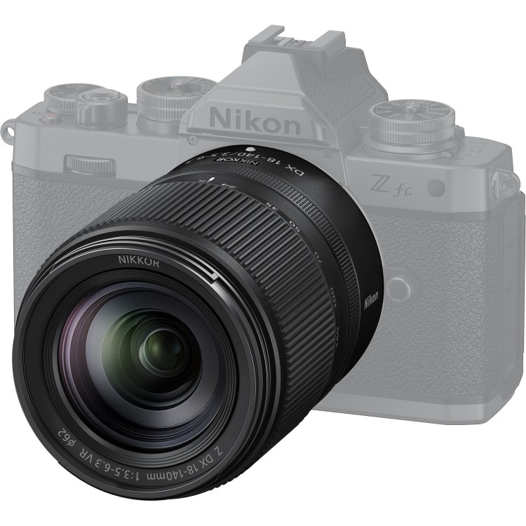 Объектив Nikon Nikkor Z 18-140mm f/3.5-6.3 VR DX  